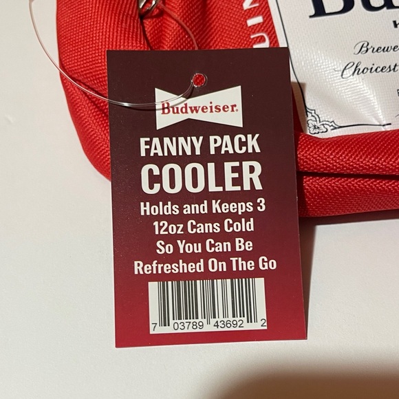 {Budweiser} Red Black White Belt Bag Cooler Insulated NWT - Picture 2 of 6